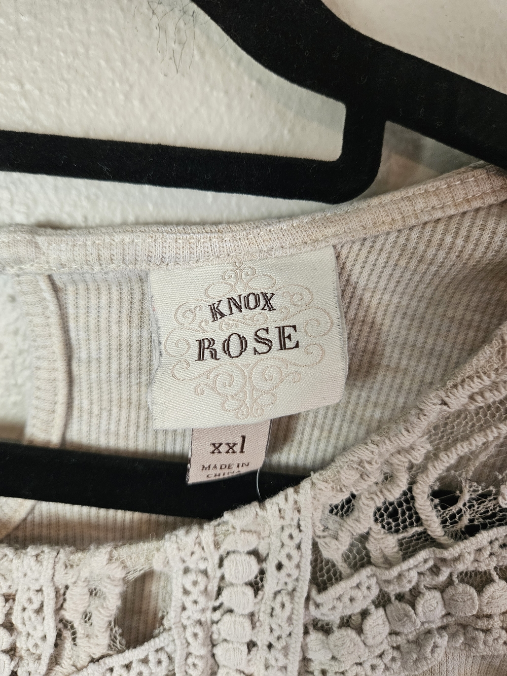 Knox Rose Cream Lace-Trim Sleeveless Tank - Picture 3 of 4